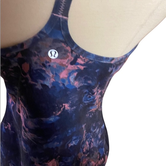 LULULEMON Blue Power Y Luon In Moody Mirage Bark Berry Deep yoga tank Top size 8 - Picture 3 of 5